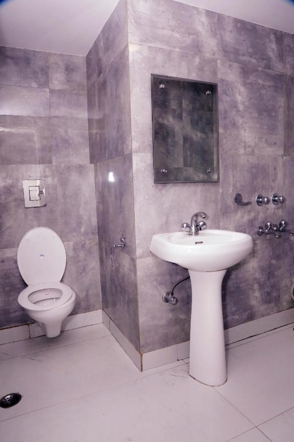 Hotel Heritage Home Walking 1 Minuit From R K Ashram Metro Station New Delhi Exterior photo